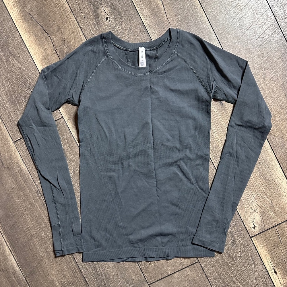 Athleta Long Sleeve